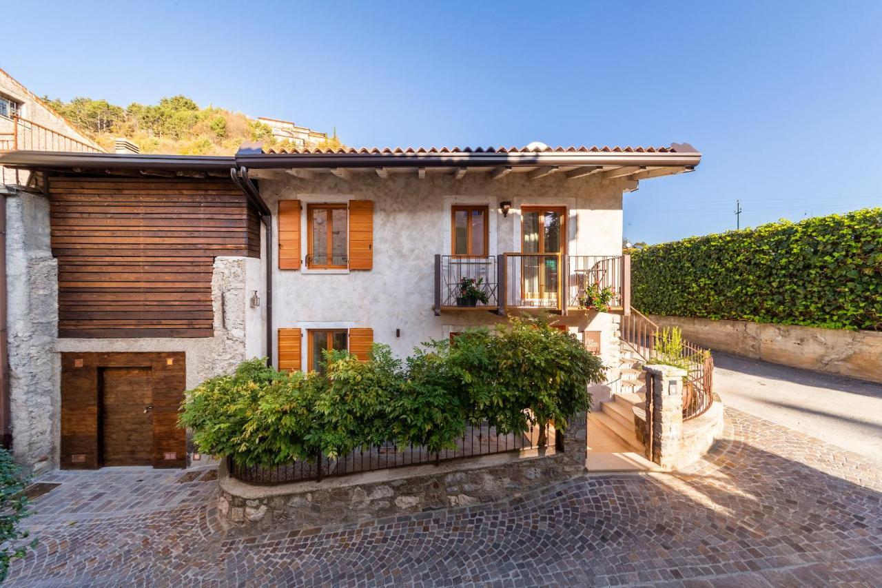 Borgo Cantagallo Casa Olivia 2 Tremosine Exterior foto